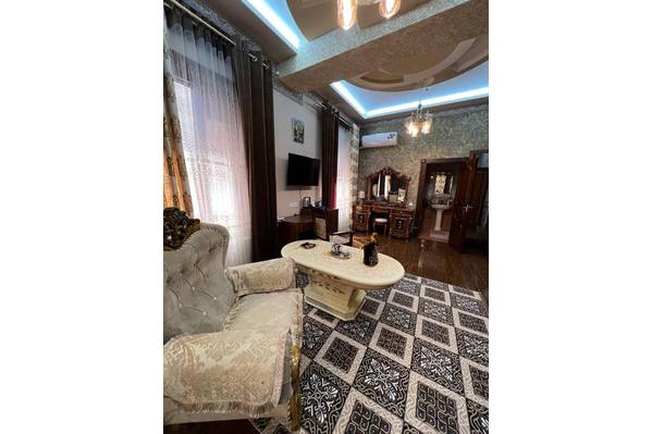 Caravan Hotel