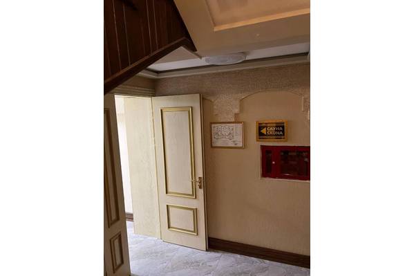 Caravan Hotel