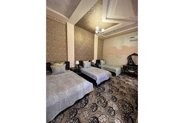 Caravan Hotel