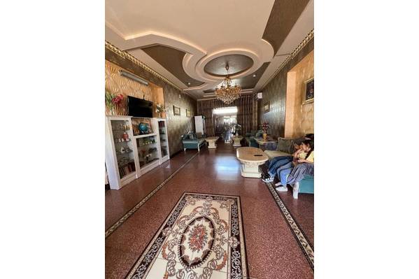 Caravan Hotel