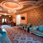 Caravan Hotel