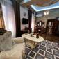 Caravan Hotel