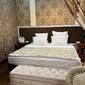 Caravan Hotel