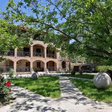 Boutique hotel Chateau Fort de Manavi