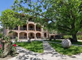 Boutique hotel Chateau Fort de Manavi