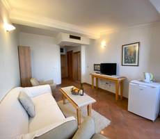 Levantin Inn