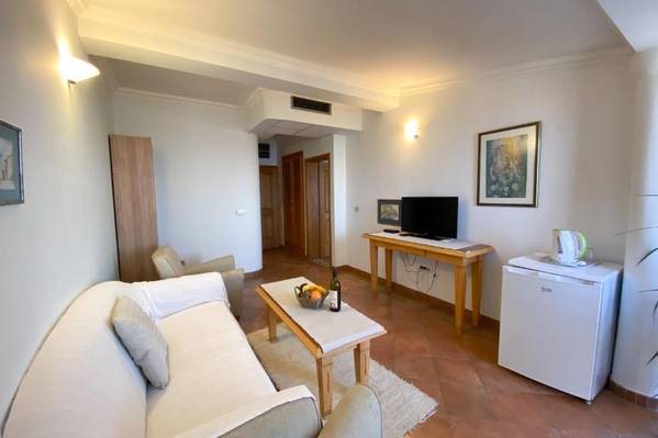 Levantin Inn