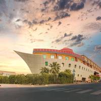 Golden Ship Hotel