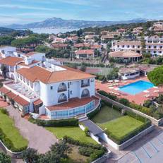 Club Hotel Cormorano, Baia Sardinia