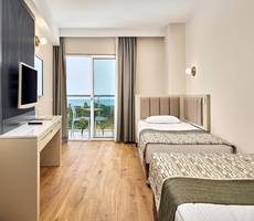 Seaden De Mar Resort & Spa