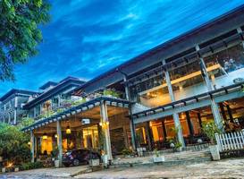 Oak Ray Ella Gap Hotel 