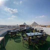 Pyramids Star Inn