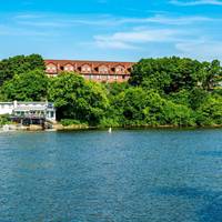 Riverview Inn & Suites, Ascend Hotel Collection