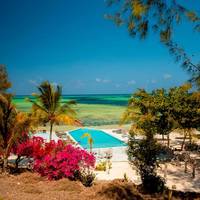 1Zi Beachfront Resort