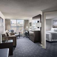 B W Victoria Park Suites