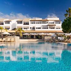 Pine Cliffs Hotel