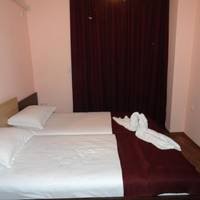 Two-Bedroom Apartment (5 Adults + 2 Children)