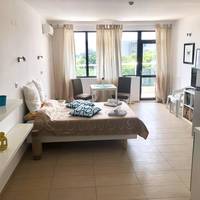 Deluxe Studio with Sea View with Free Parking