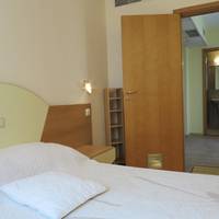 One-Bedroom Apartment (2 Adults + 2 Children) with Kitchenette and Balcony