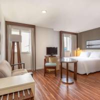 Premium Suite with 1 Queen Bed, Non Smoking
