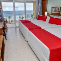 Deluxe Room with Front Sea View