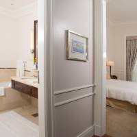 Superior Double or Twin Room with Partial Ocean View