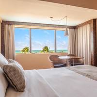 Family Room with Sea View