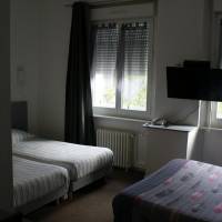 Family Room (2 Adults + 2 Children)