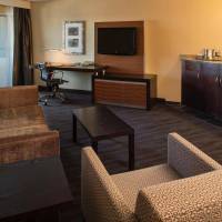 One-Bedroom King Suite with Balcony