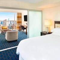 Club level, 2 Bedroom Larger Suite, City view, South Tower