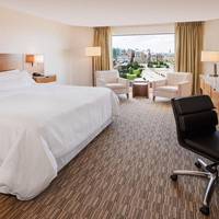 Deluxe Parliament View, Guest room, 1 King, Parliament view