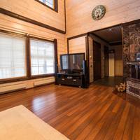 Four-Bedroom Cottage with Sauna