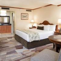 Deluxe Room with King Bed