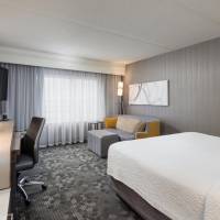 King Room with Sofa Bed