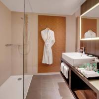  King Room with Mountain View and Executive Benefits