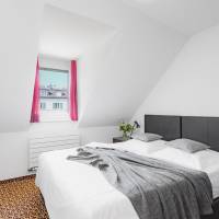 Two-Bedroom Apartment (4 Adults)
