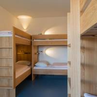 Sextuple Room with Shared Bathroom