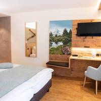 Twin Room with View
