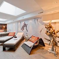 Luxury Apartment with Matterhorn View (6-8 Adults)