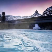 Deluxe Suite with Jacuzzi and Matterhorn View