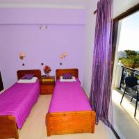 Studio with Balcony - Panoramic Sea, Garden and Mountain View 
