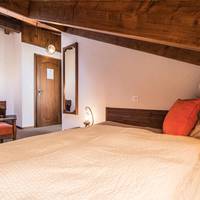 Small Single Room