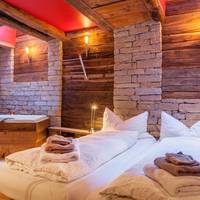 Chalet (4 Adults)
