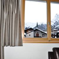 One-Bedroom Apartment with Matterhorn View