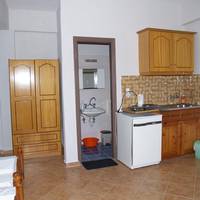 Standard Triple Studio
