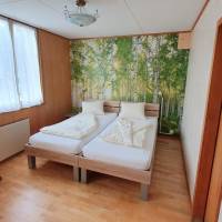Twin Room with Private Bathroom
