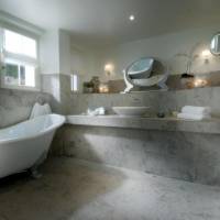 Superior King Suite