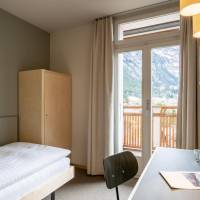 Single Room with Balcony and Mountain View
