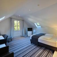 Suite with Lake View