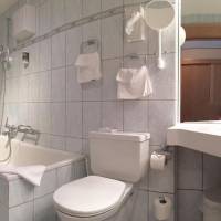 Standard Twin Room with Shower